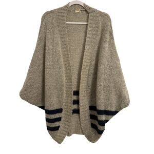 Hem & Thread Women's S/M Navy Stripe Oversized Dolman Sleeve‎ Knit Soft Cardigan
